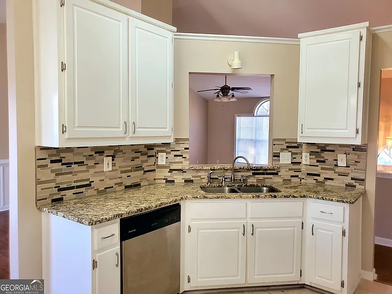 4268 Northridge Trl — Photo 8