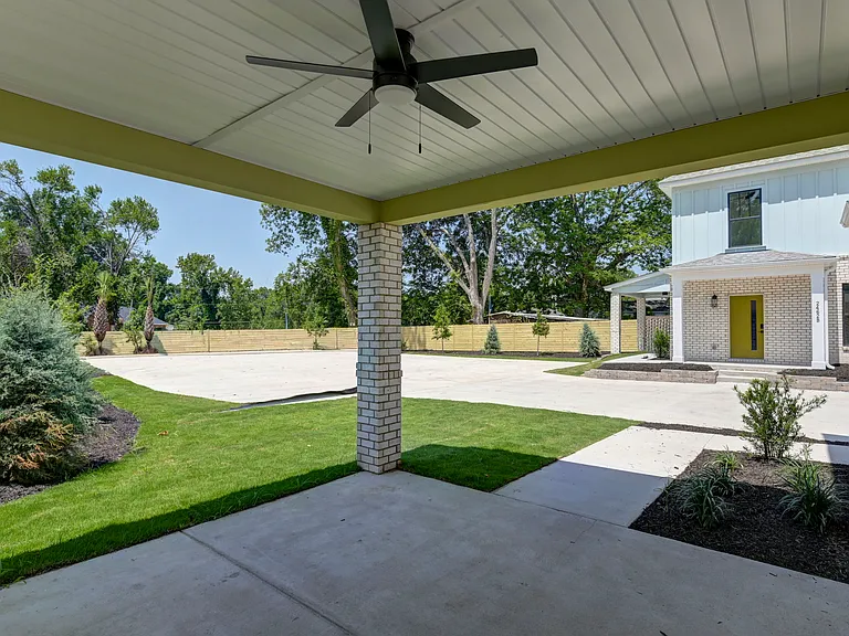 2466 Millwood Ave #A — Photo 5