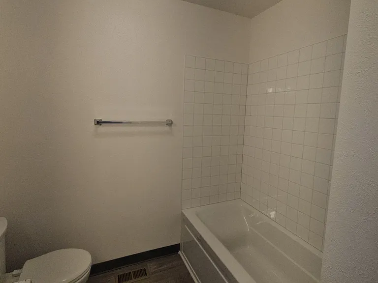 1130 S Reed St #F4 — Photo 6