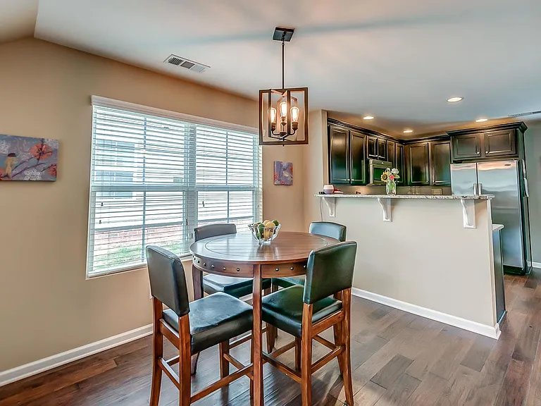 1431 Riverbrook Dr #1 — Photo 5