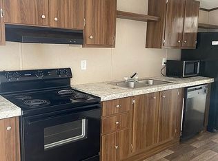 8730 Round Ln, Manassas, VA 20111