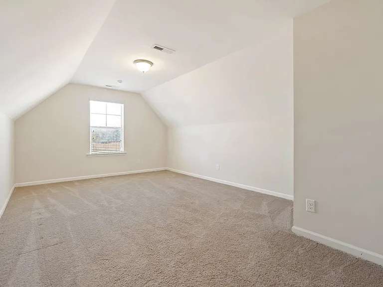 1404 San Antonio Blvd — Photo 13