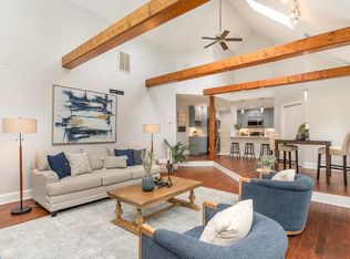 409 E 2nd St, Kenly, NC 27542