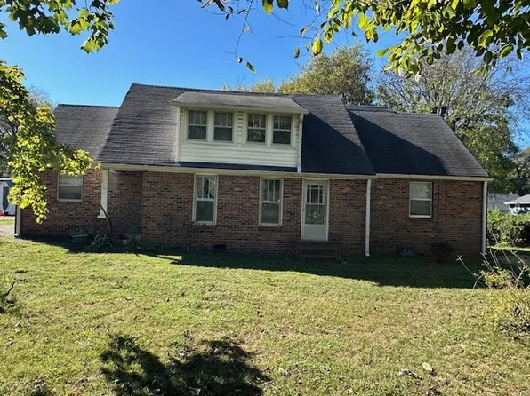 300 Walton Ferry Rd, Hendersonville, TN 37075