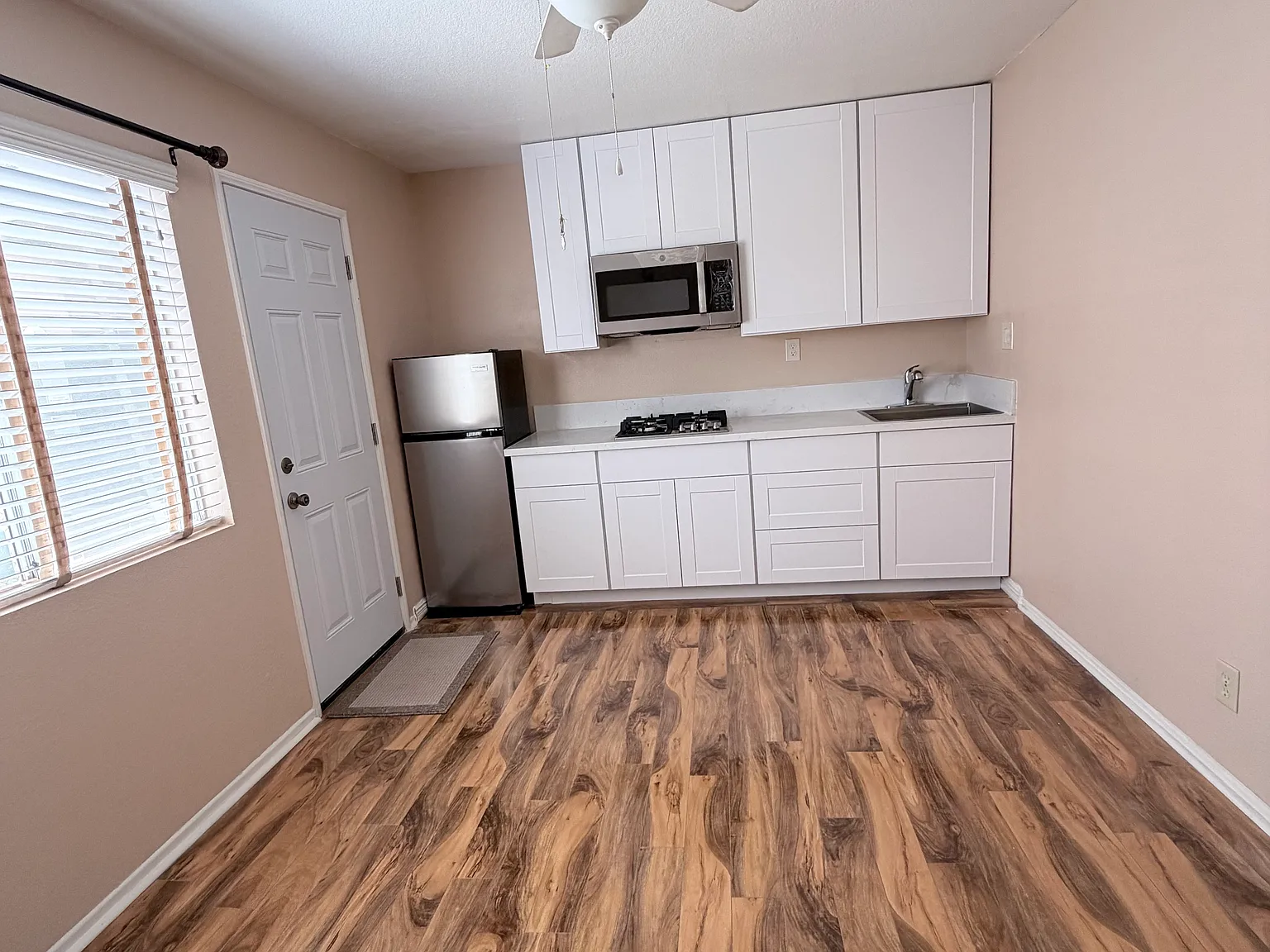 Krameria Ave, Riverside — Photo 2