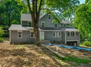 19 Inwood Rd, Berkeley Heights, NJ 07922