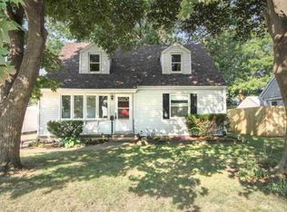 2318 24 1/2 St, Rock Island, IL