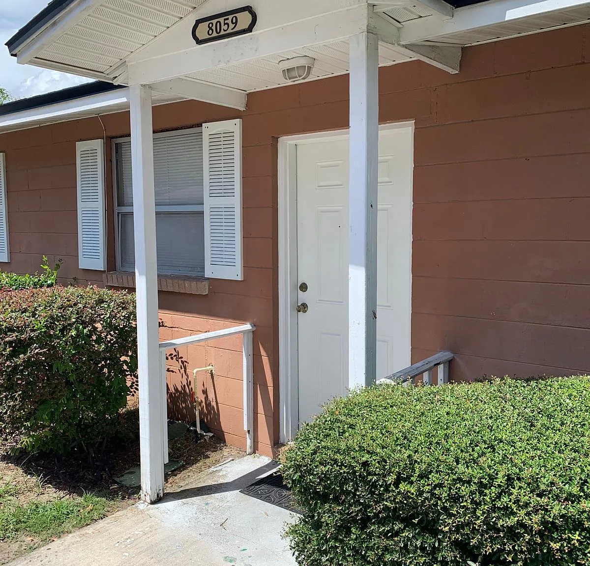 2 bed, 625 sqft, $1,250 — Photo 1