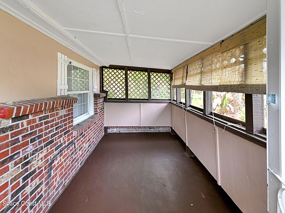 4th image of 1417 Wilson Rd