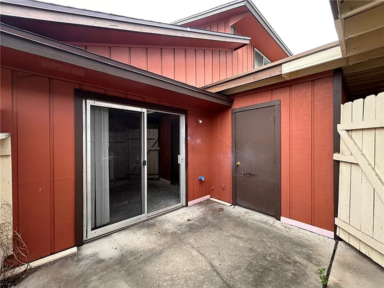 4217 Acushnet Dr #D — Photo 21