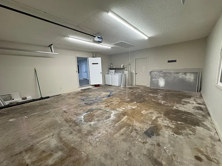 605 Melbourne Dr — Photo 29