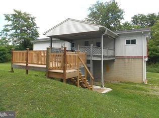 1046 Old Elizabethtown Rd, Elizabethtown, PA 17022