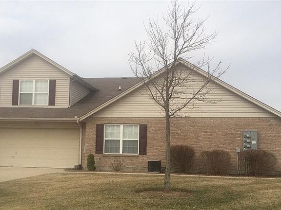 2nd image of 4062 Twin Lakes Cir