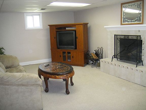 2nd Living Area!