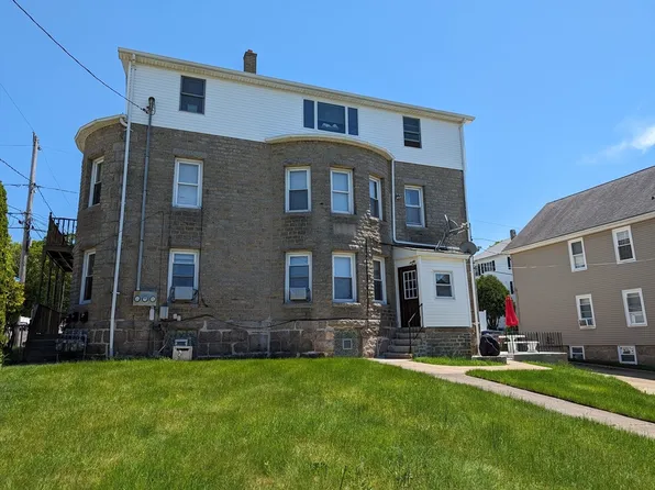 45 Beauregard St, Fall River, MA 02723