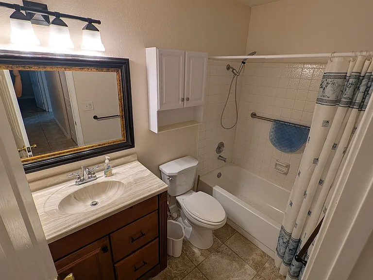 727 S Hartford St #203 — Photo 13