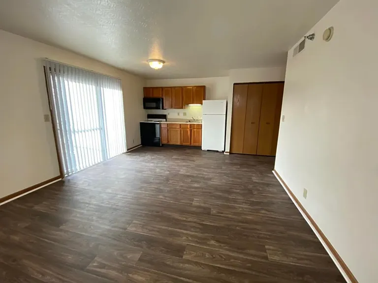 Greenbush Apartments — Photo 7