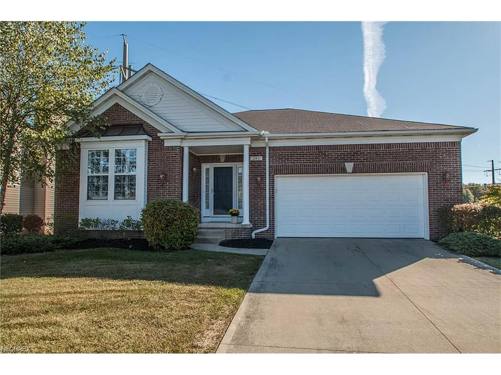 283 Stratford Dr photo 1