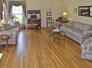 8 Valley Way, Mendham, NJ 07945