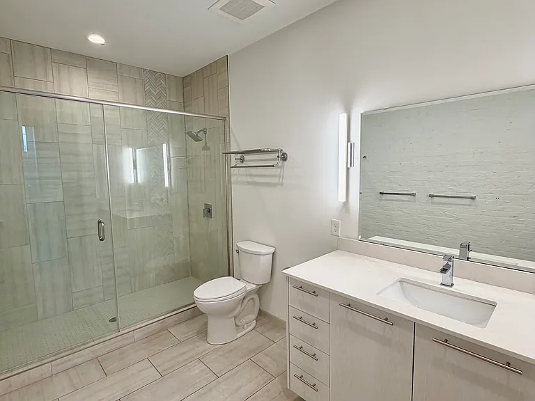 813 Broadway St #101 — Photo 22