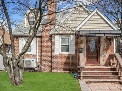 243-11 130th Road, Rosedale, NY, 11422