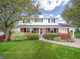 2210 Regal Dr, Wilmington, DE 19810