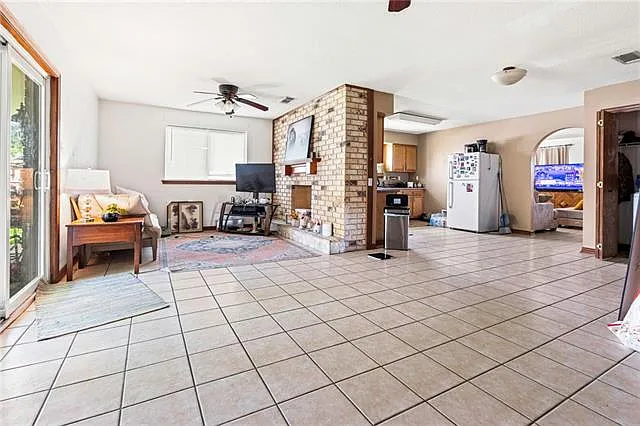 2204 Gallant Dr — Photo 7