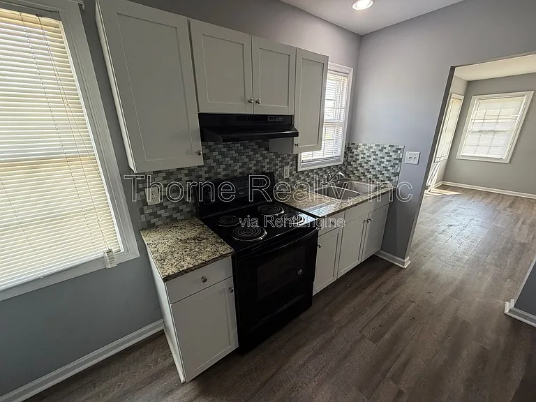 700 Pinehaven Dr — Photo 5