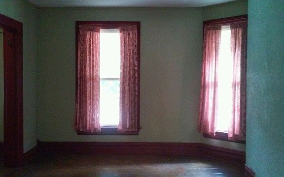 5th image of 616 N Central Ave