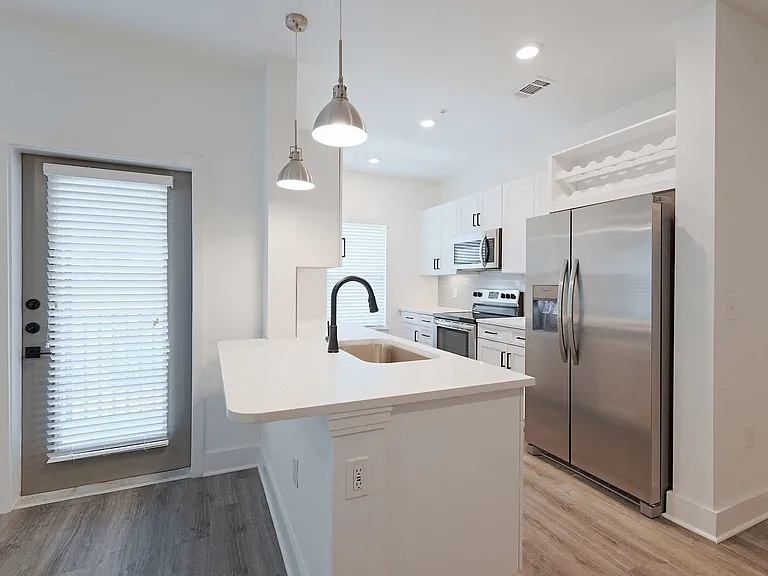 Solay Horizon West — Photo 106