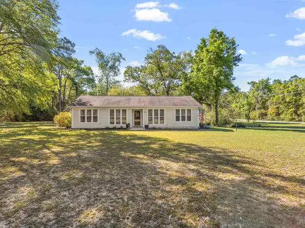 45 Laurel Ln, Crawfordville, FL 32327