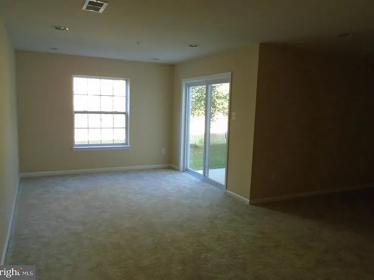 7886 River Rock Way — Photo 3