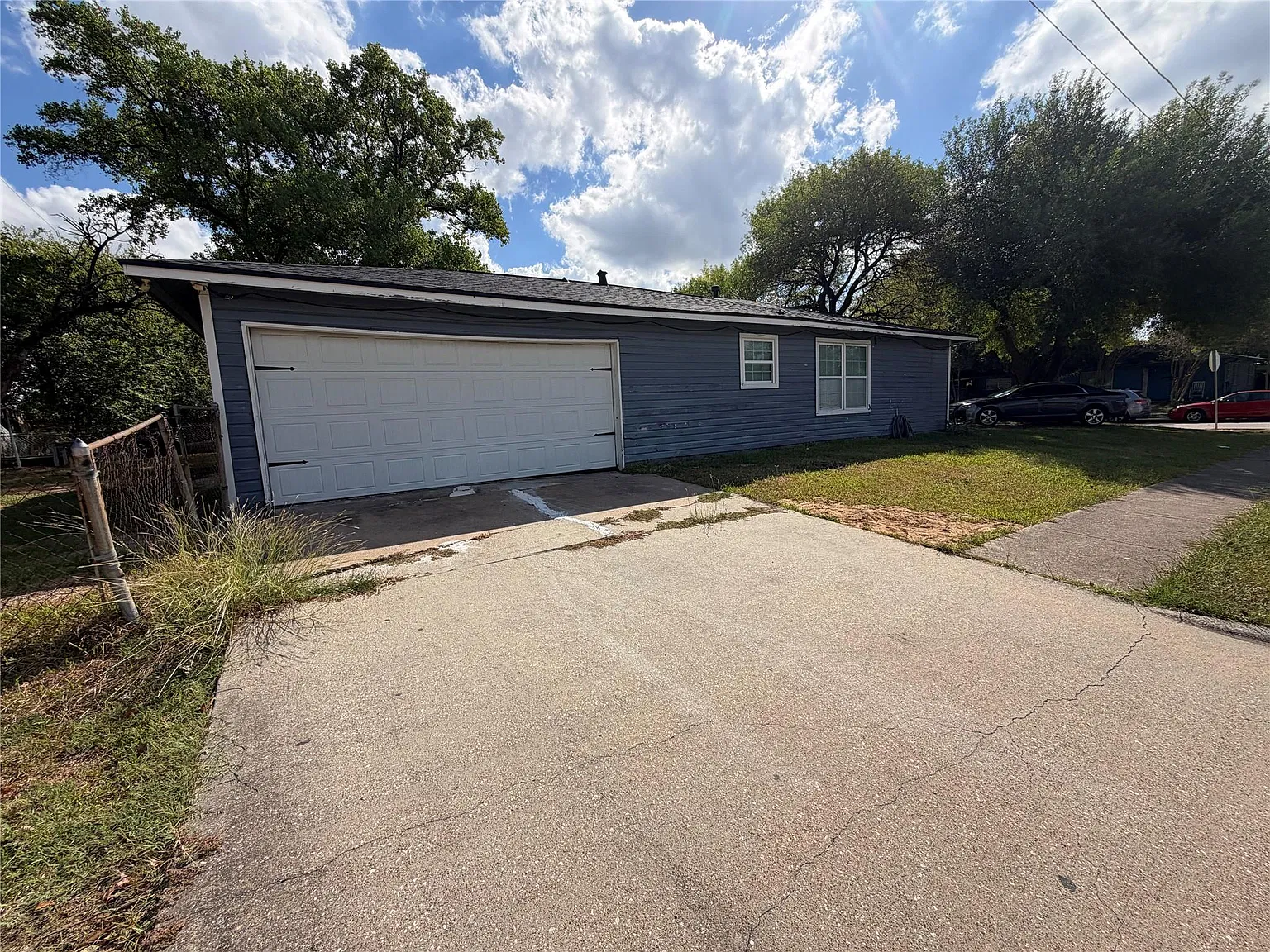 3 bed, 1.0 bath, $1,700 — Photo 4