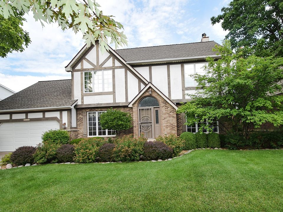 1st image of 1851 N Wilson Pl