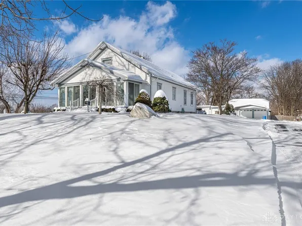 657 E 2nd St, Franklin, OH 45005