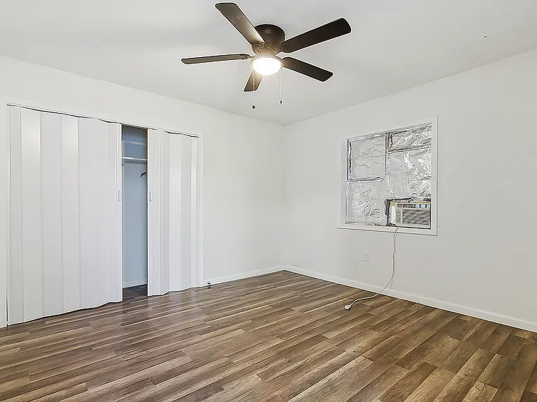 1836 Plaza Dr — Photo 12