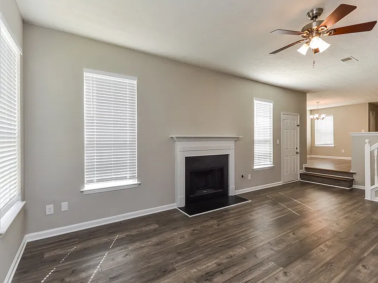 1580 Smithson Ct — Photo 4