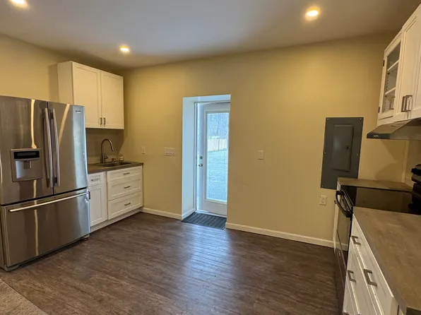 (undisclosed Address), East Setauket, NY 11733