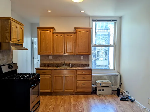 103 Jewel Street image 14 of 21