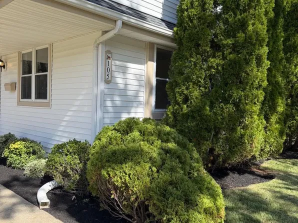 105 Holly Dr, Woodbury, NJ 08096