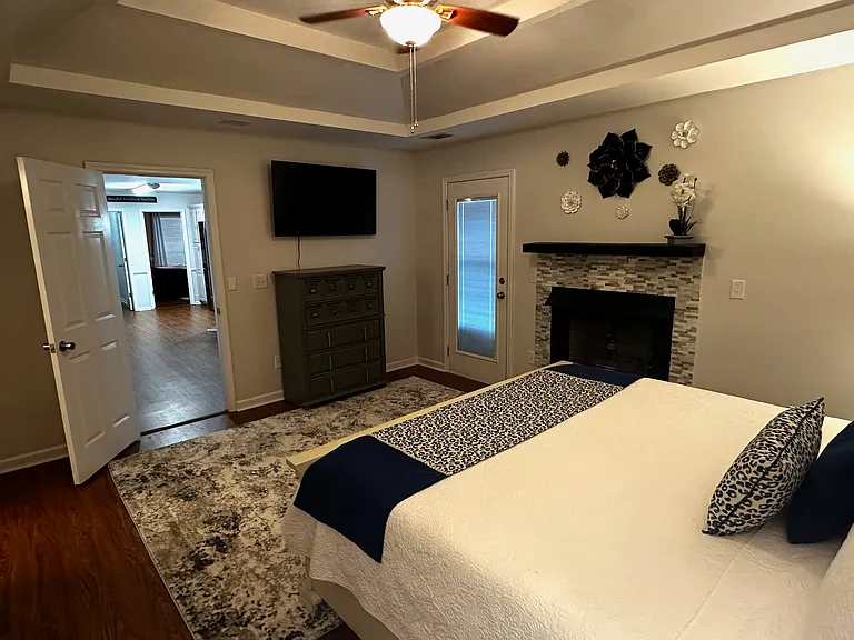 105 Wilkes Ct — Photo 4