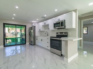 5721 Greene St, Hollywood, FL 33021
