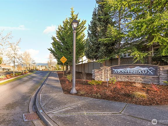 5th image of 965 Chestnut Loop