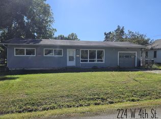 224 W 4th St, Cahokia, IL 62206