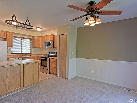 5th image of 108 97th Ave SE #A