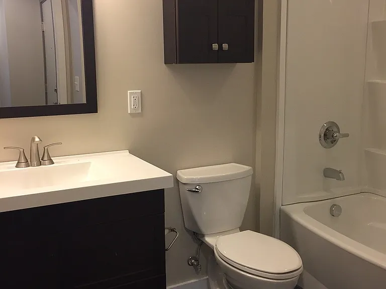 631 Campbell Ave SW — Photo 5