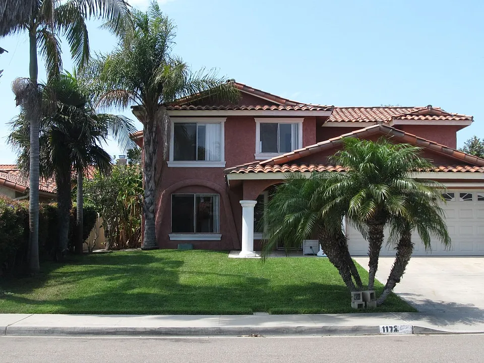 1172 Louden Ln