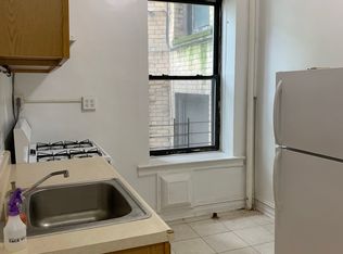 10 Ocean Pkwy #A12, Brooklyn, NY 11218