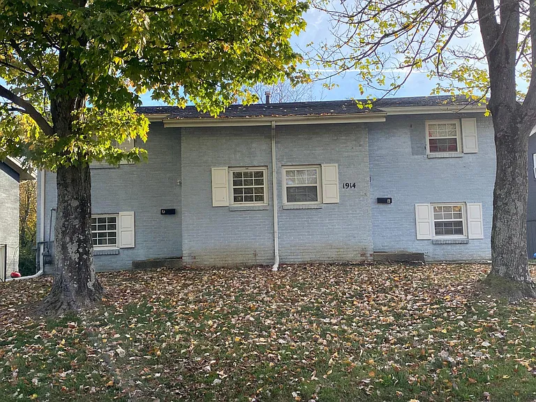 1914 Kingtree Ct #A — Photo 4