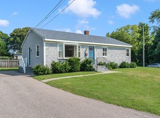 50 Maplewood Rd, Middletown, RI 02842
